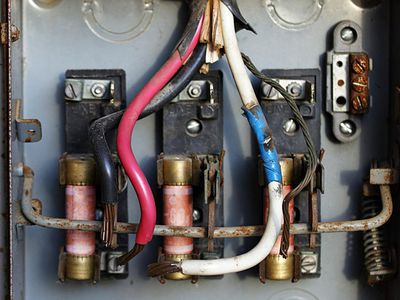 loose connection in an electrical circuit